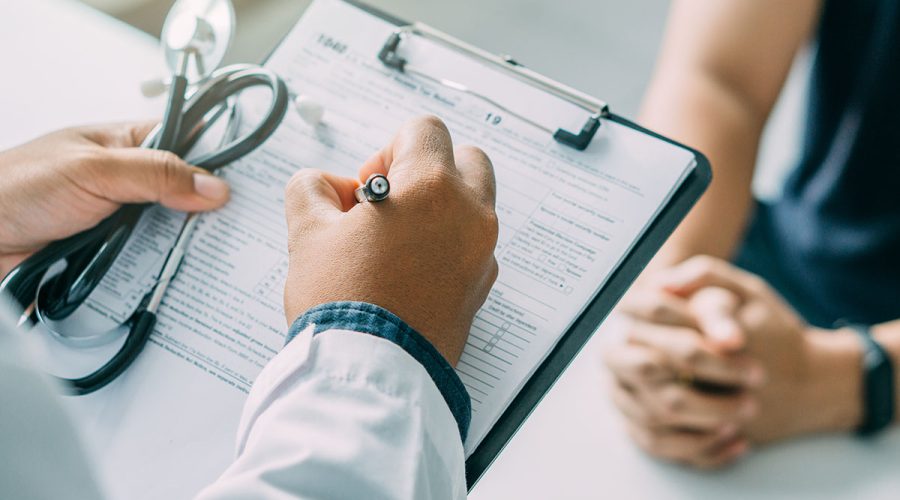 Ticket modérateur : optimiser votre reste à charge grâce aux aides disponibles